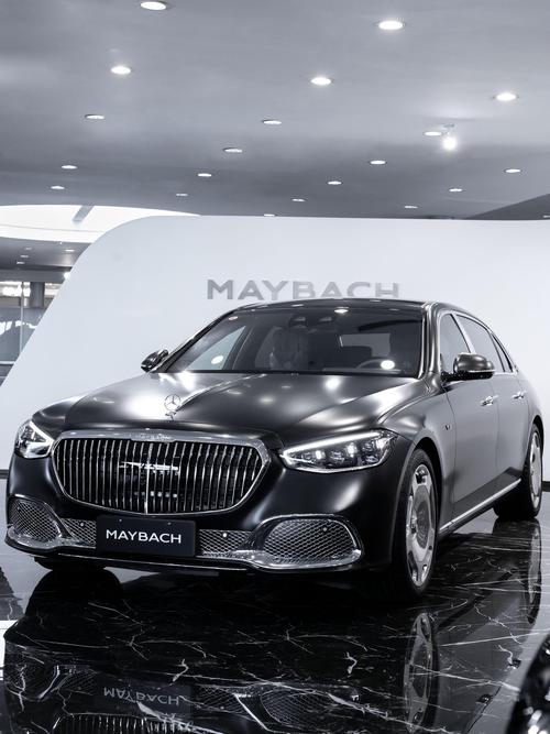 重庆4岚图汽车的售后服务让用户无忧出行，迈巴赫未来的豪华车趋势